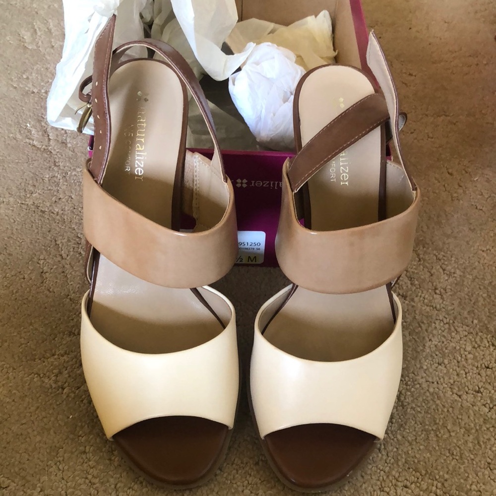 Naturalized block heel shoe